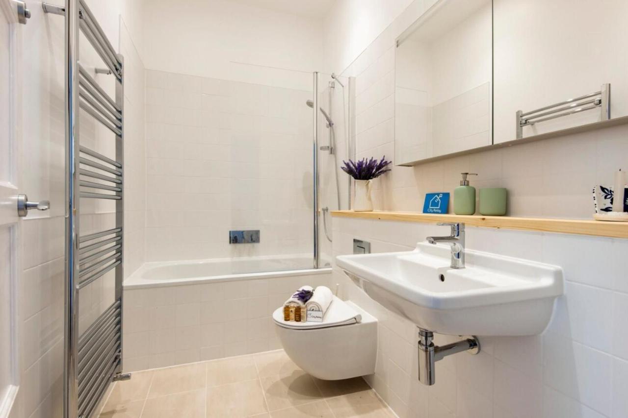 The Stunning Philbeach Garden Apartment Londres Extérieur photo